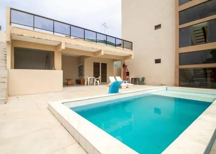 Flat n9 c Piscina